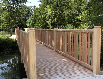 Passerelle en bois